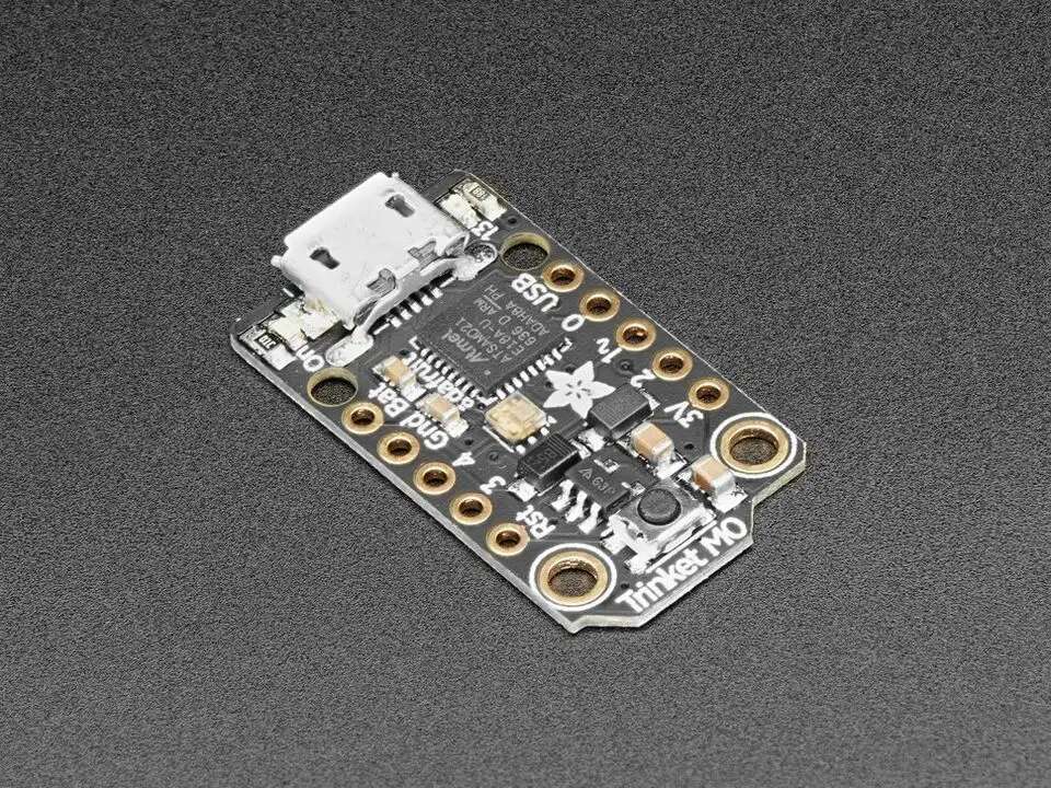 Adafruit 3500 Trinket M0 Microcontroller Board