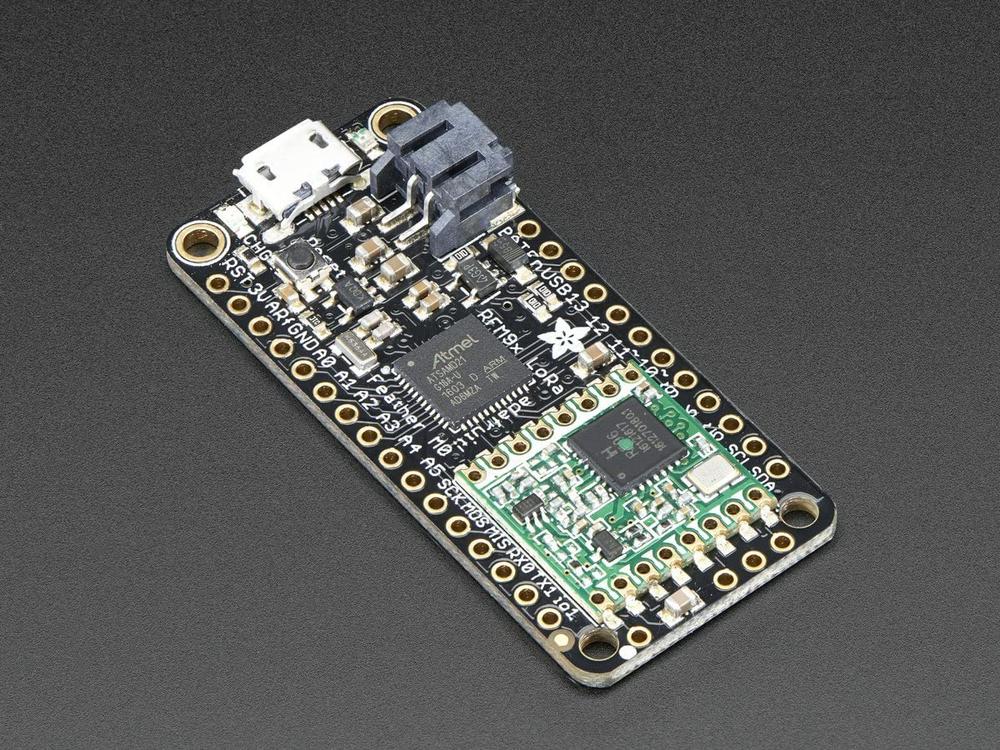 Adafruit 3178 Feather M0 with RFM95 LoRa Radio – 900MHz